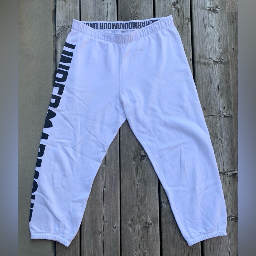 Under Armour White Capris Track Pants Size S/M